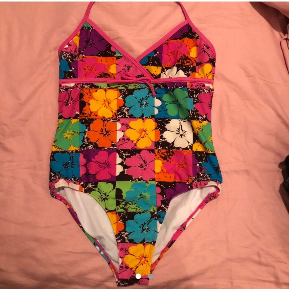Gorgeous flower print one piece bathing suit